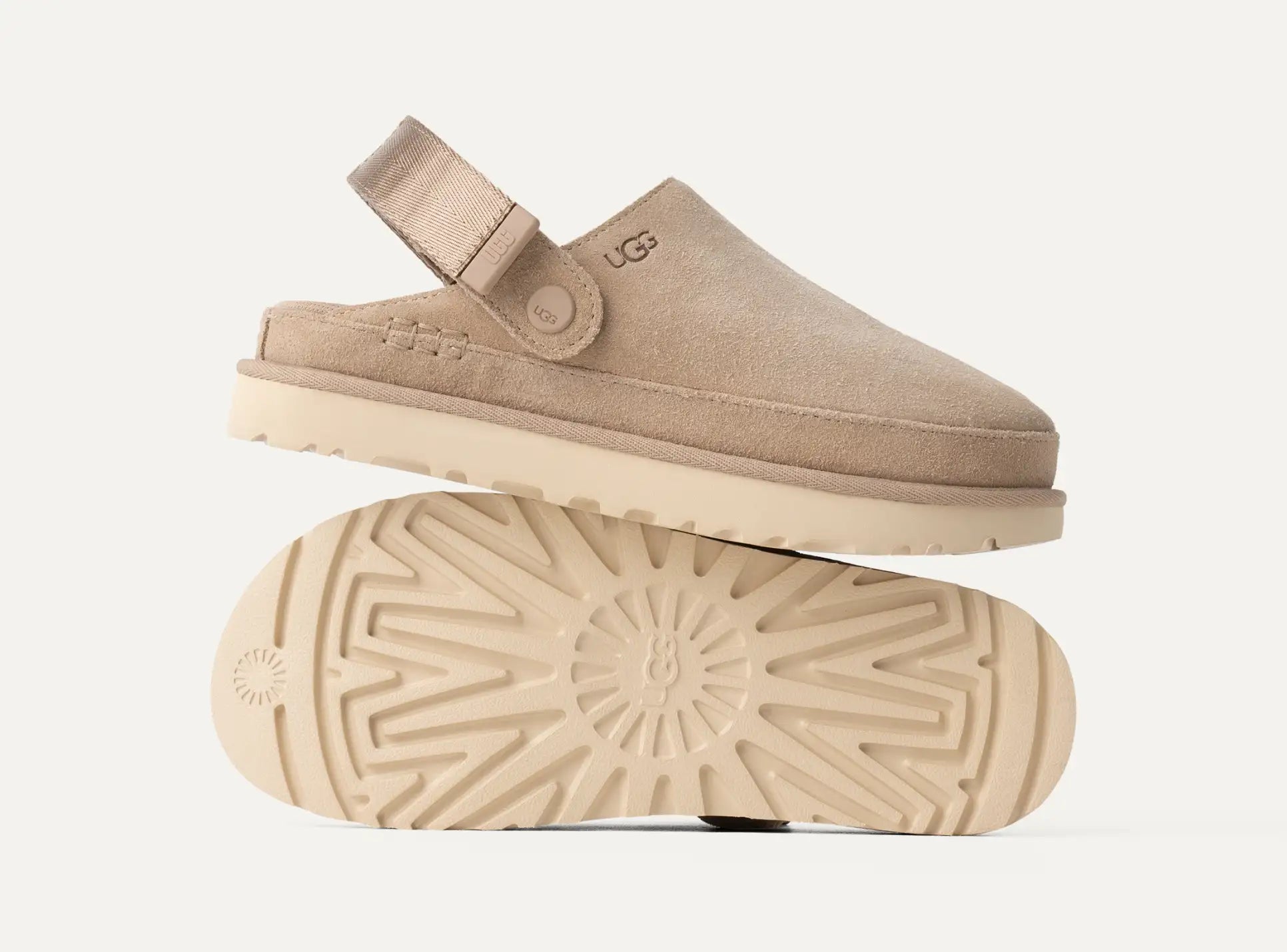 Ugg Golden Star Clog Sand