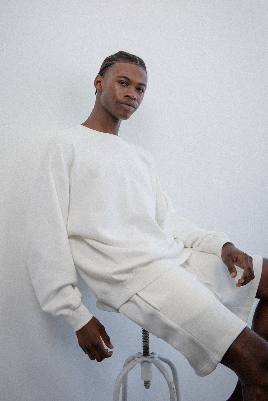 Elwood Oversized Core Crewneck Vintage White