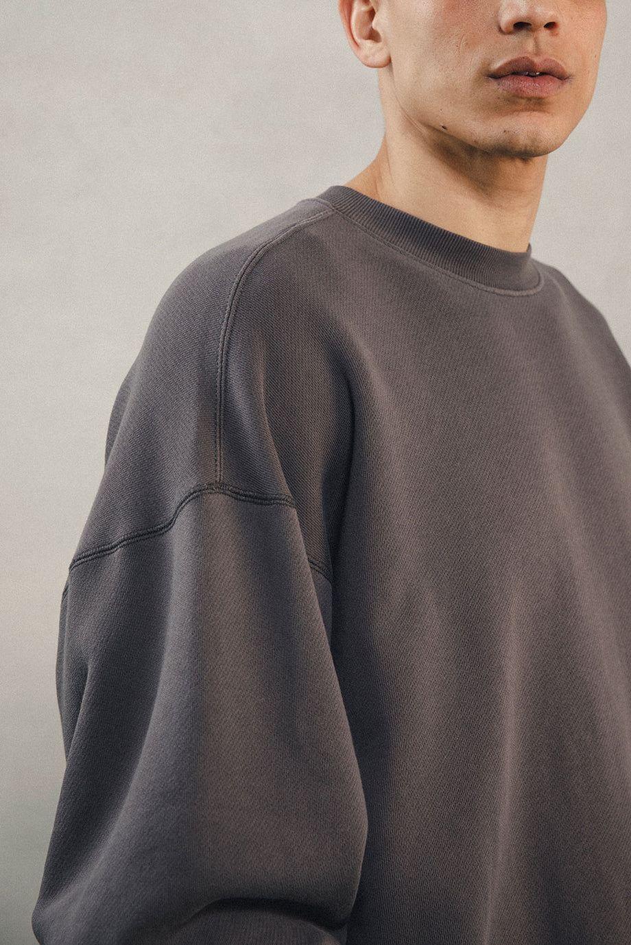 Elwood Oversized Core Crewneck Vintage Grey
