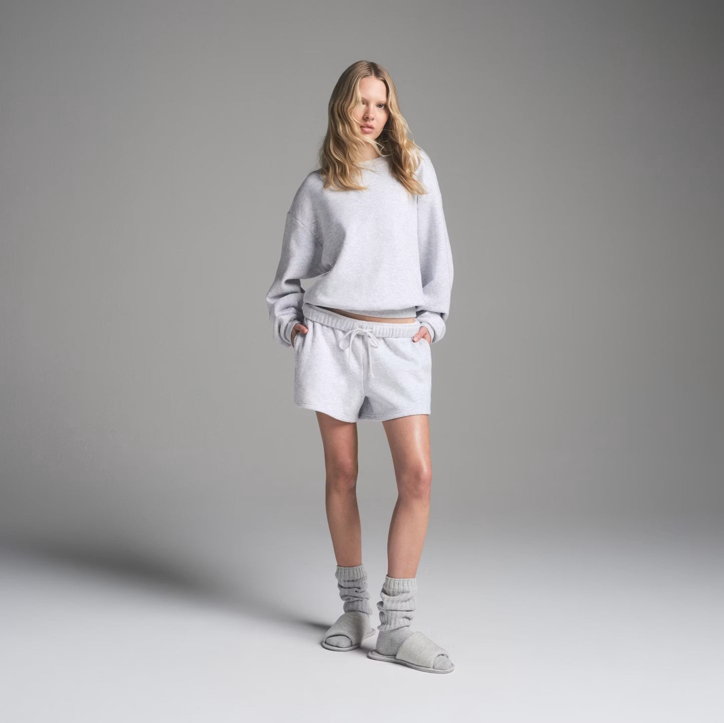 SKIMS Cotton Fleece Classic Crewneck Light Heather Grey
