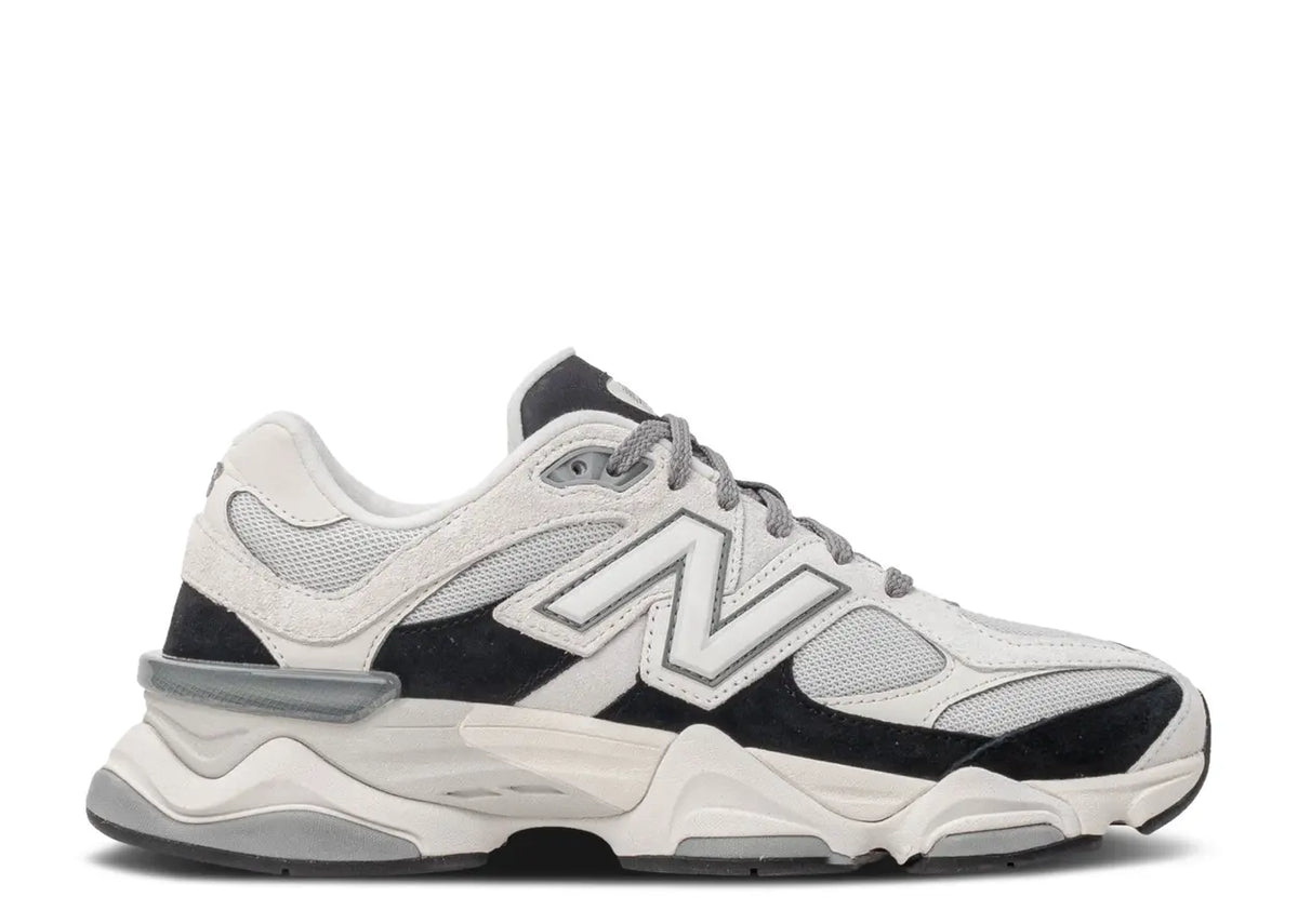 New Balance 9060 B&W