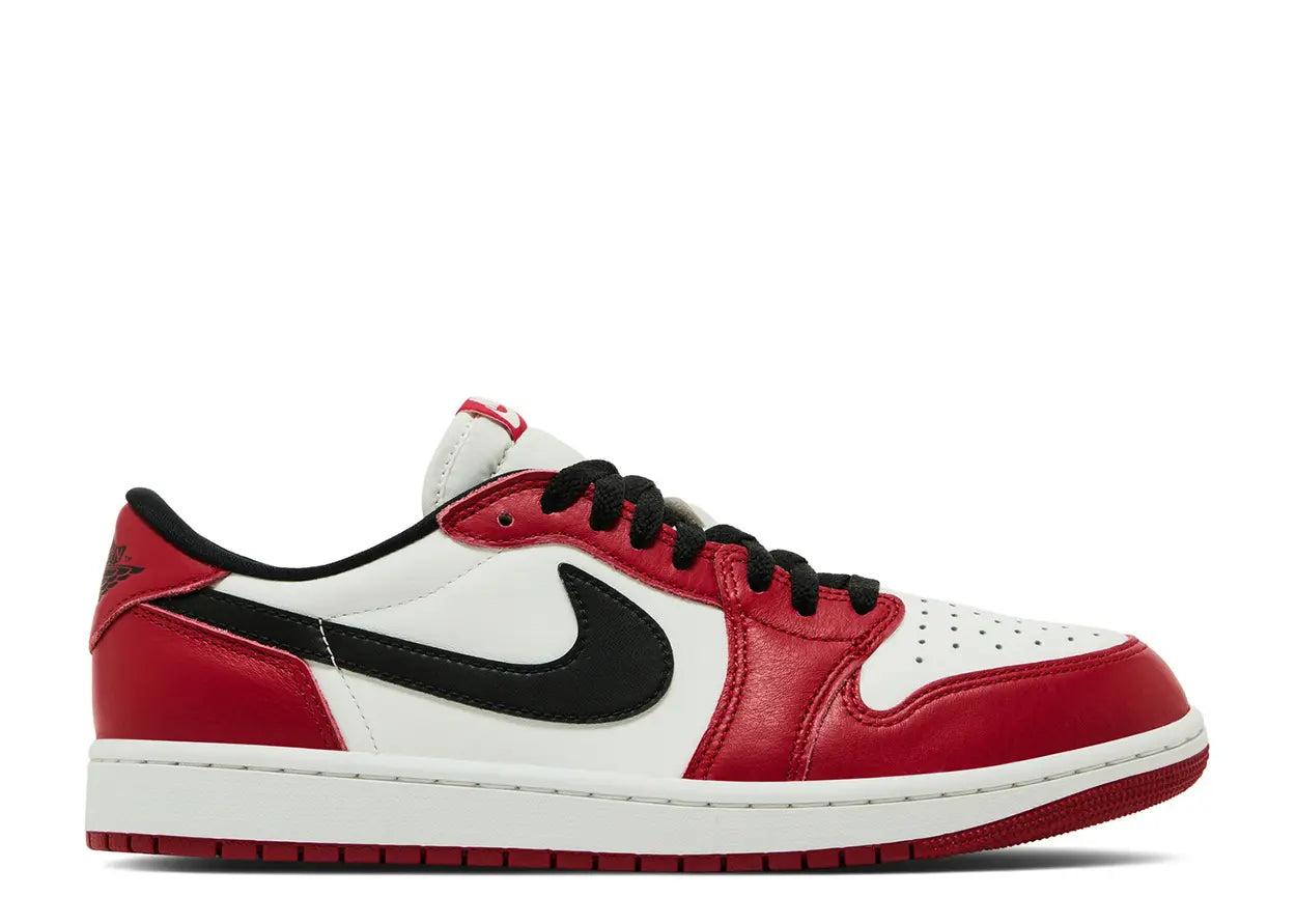 Jordan 1 Low Retro Chicago